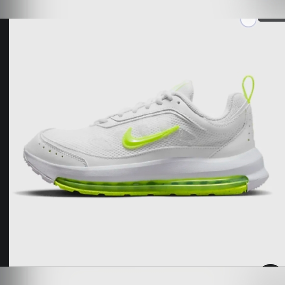 NWT Nike Air Max AP in White/Volt (Size 9) - Picture 2 of 7
